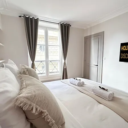 Saint-germain-des-pres Sumptuous Appartamento