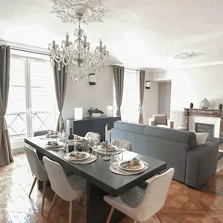 Saint-germain-des-pres Sumptuous Apartament *